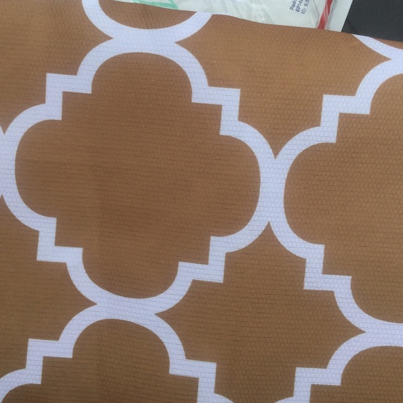 Rust colored Shower curtains - Picture 6 of 7